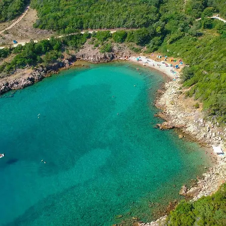 Casa vacanze Mela Mit Blick Auf Wasser By Interhome