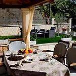 Mela Mit Blick Auf Wasser By Interhome *